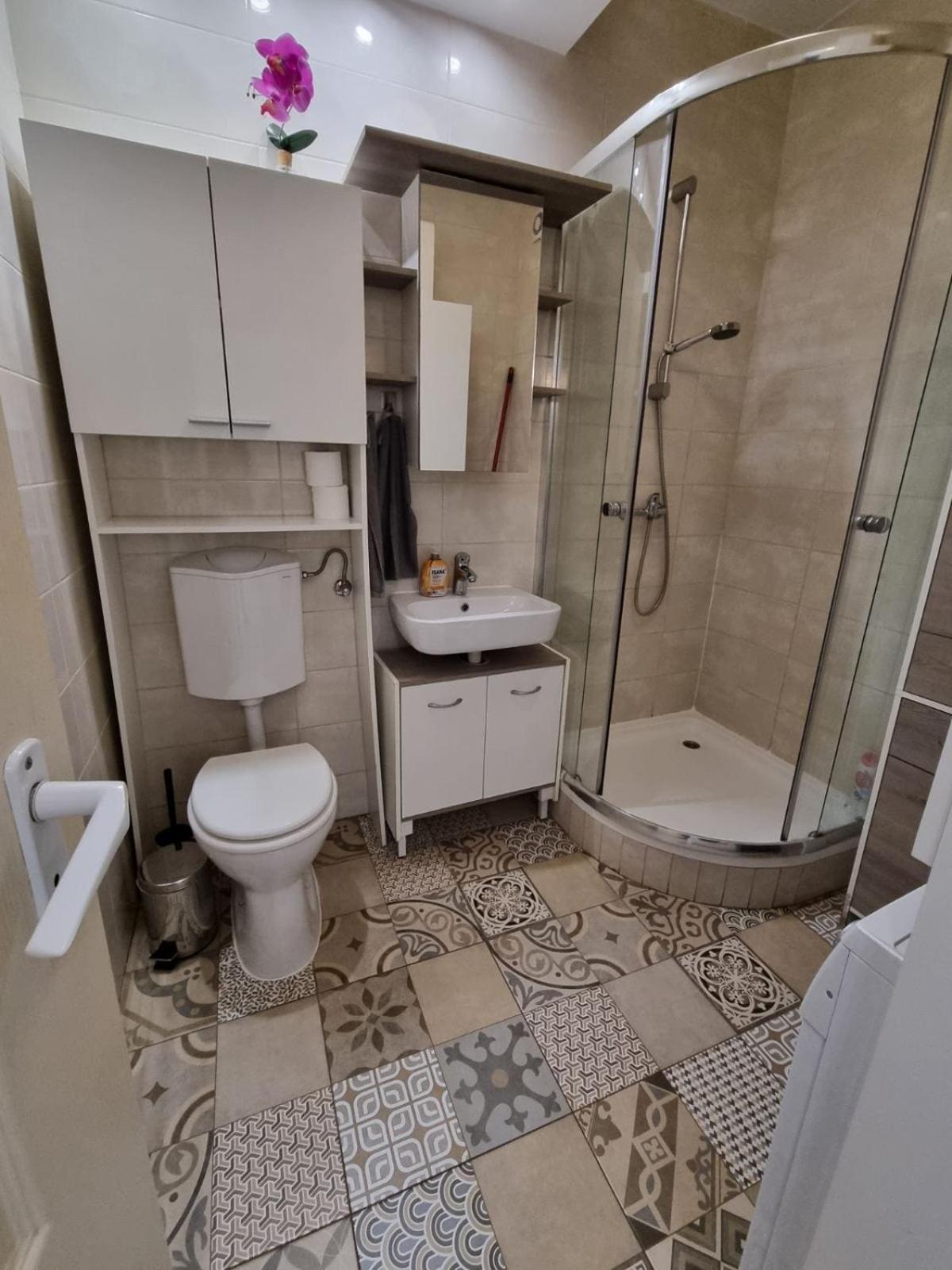 Cozy Family Apartment In Budapest Ngoại thất bức ảnh